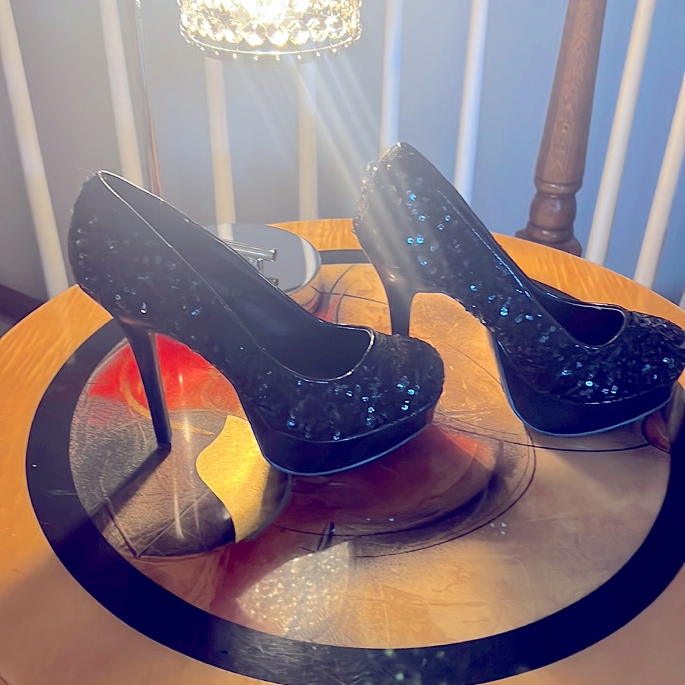 Stiletto Black Sequence Heels; Size 10
